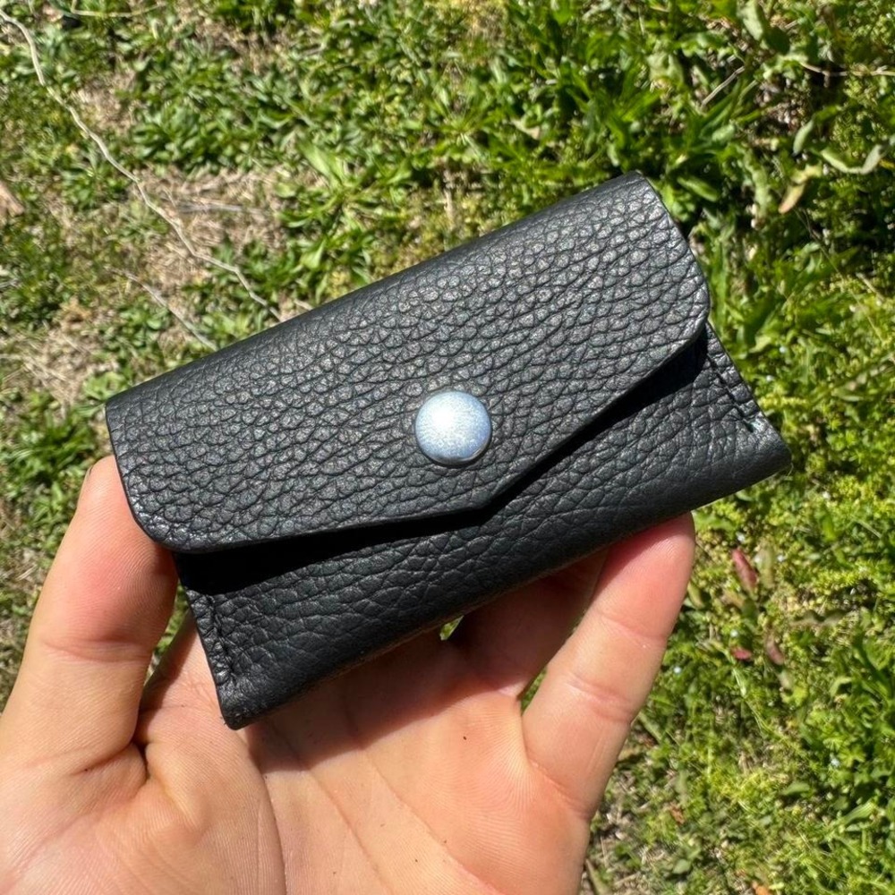 Black full grain leather cardholder